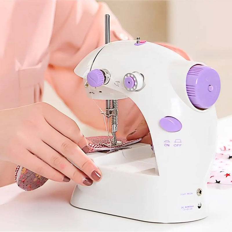 Mini Máquina de Costura Portátil Com Pedal Elétrico Costureira Bivolt 110V/220V - BrazilStory